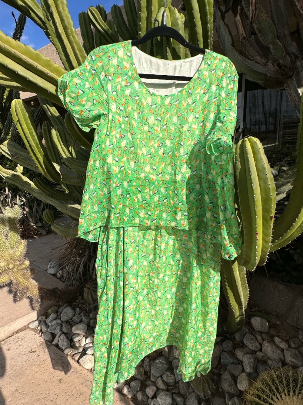 Vintage 70s Tropical Novelty Bird Print Chiffon Layered Midi Dress | M/L
